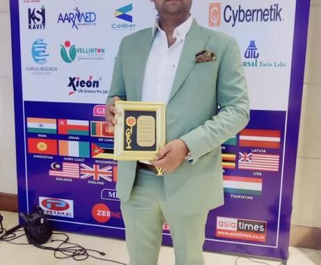 Dr Maroof received Pharma Ratna Award 2022